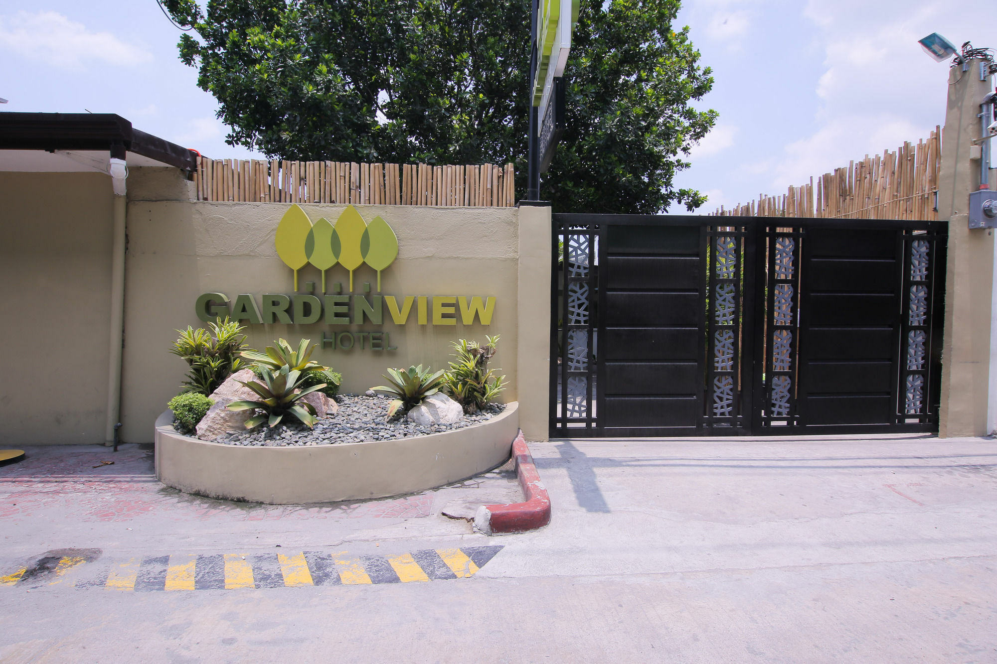 Garden View Hotel Анхелес Екстериор снимка